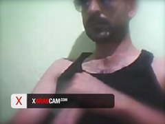 Libyan military showing off his huge dick - Arab Gay