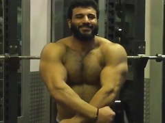 Hot arab bodybuilder