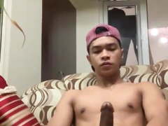 Latino teen wanking on cam at home (20'')